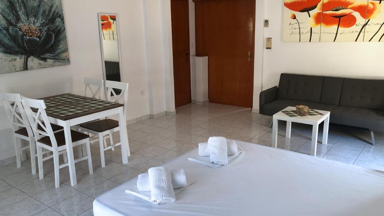 Artemis And Fillo Apartment Loutra Edipsou  Exterior photo